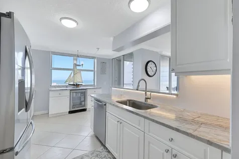 5049 N Highway A1a Hutchinson Island FL 34949