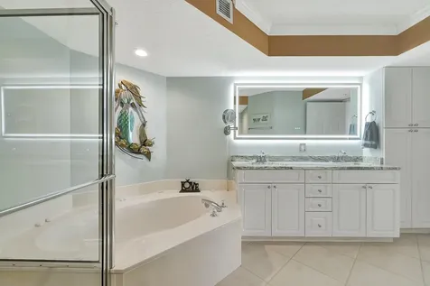 5049 N Highway A1a Hutchinson Island FL 34949
