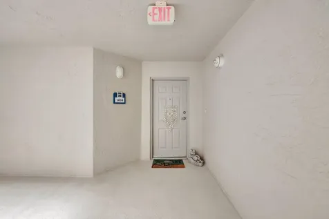 5049 N Highway A1a Hutchinson Island FL 34949