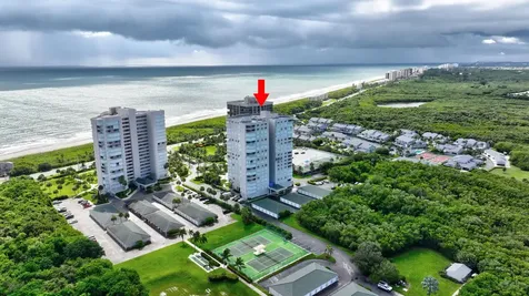 5049 N Highway A1a Hutchinson Island FL 34949