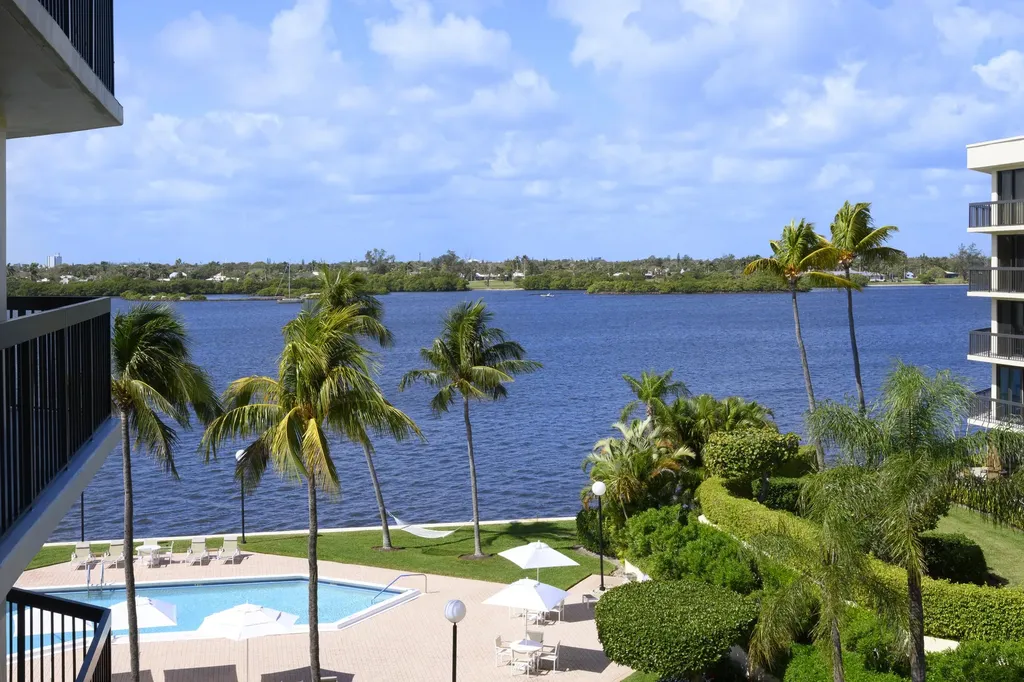 2778 S Ocean Boulevard Palm Beach FL 33480
