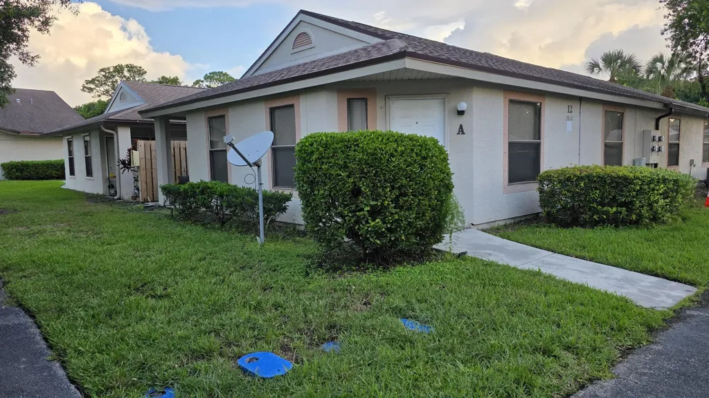 2818 Stoneway Lane Fort Pierce FL 34982