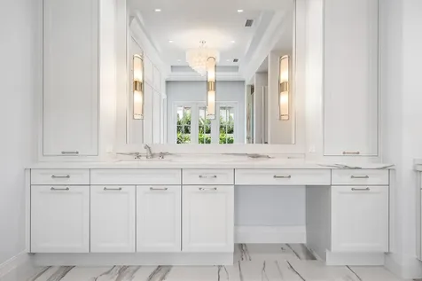 2917 Bluewater Cove Gulf Stream FL 33483