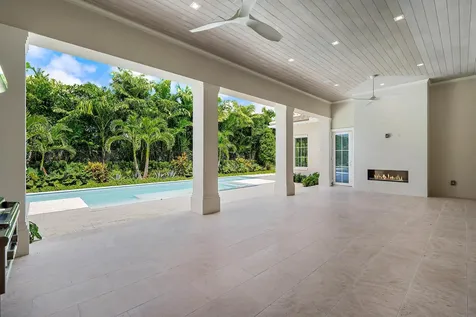 2917 Bluewater Cove Gulf Stream FL 33483
