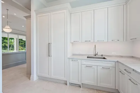 2917 Bluewater Cove Gulf Stream FL 33483