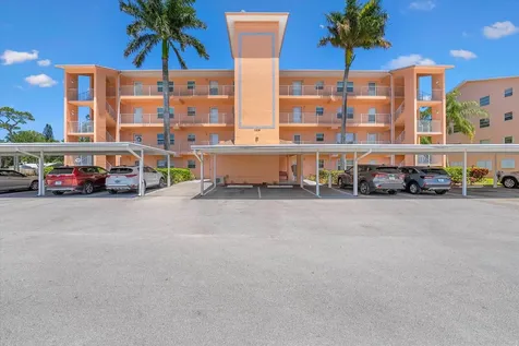 2950 Se Ocean Boulevard Stuart FL 34996