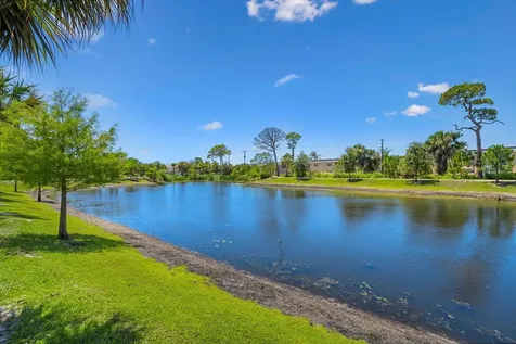2950 Se Ocean Boulevard Stuart FL 34996