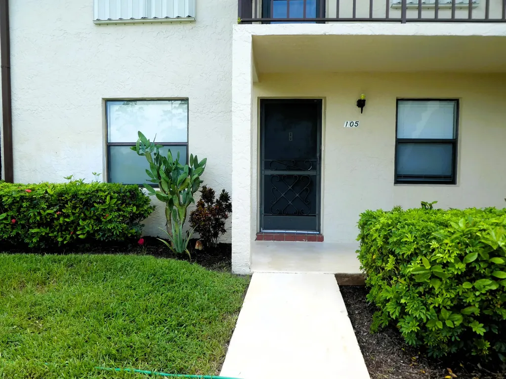 4570 Lucerne Lakes Boulevard Lake Worth FL 33467
