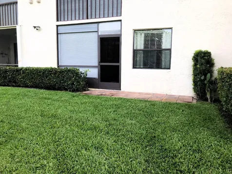 4570 Lucerne Lakes Boulevard Lake Worth FL 33467