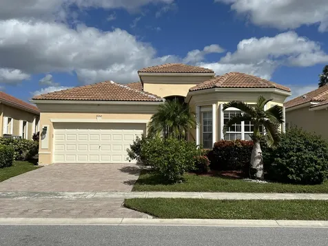7252 Demedici Circle Delray Beach FL 33446