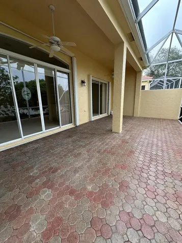 7252 Demedici Circle Delray Beach FL 33446