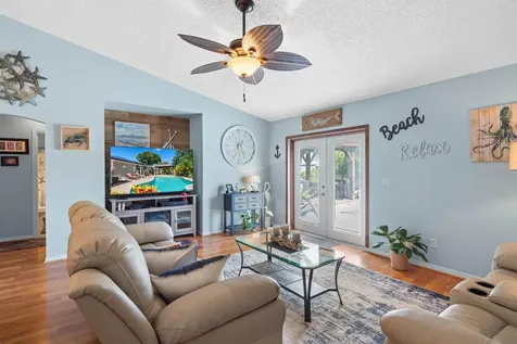 1817 Sw Davis Street Port Saint Lucie FL 34953