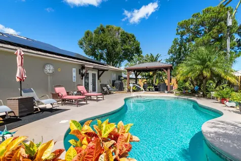 1817 Sw Davis Street Port Saint Lucie FL 34953