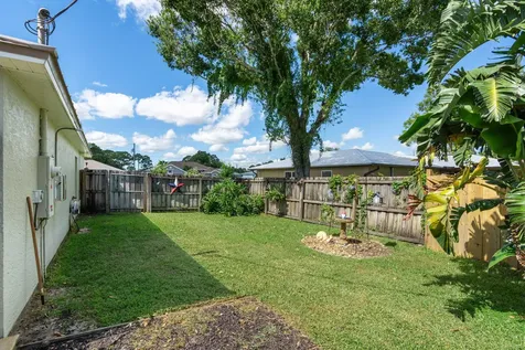 1817 Sw Davis Street Port Saint Lucie FL 34953