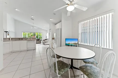 7351 Sterling Falls Lane Boynton Beach FL 33437