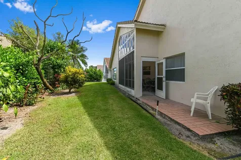 7351 Sterling Falls Lane Boynton Beach FL 33437