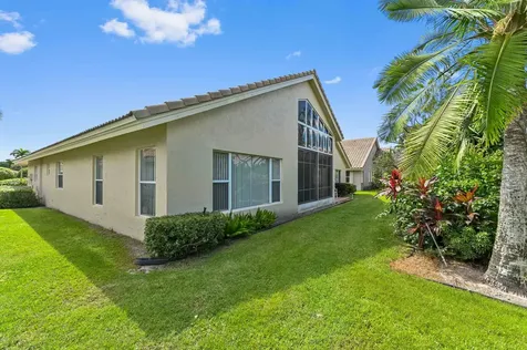 7351 Sterling Falls Lane Boynton Beach FL 33437