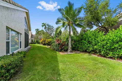 7351 Sterling Falls Lane Boynton Beach FL 33437