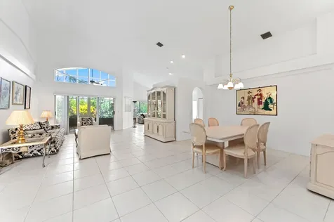 7351 Sterling Falls Lane Boynton Beach FL 33437