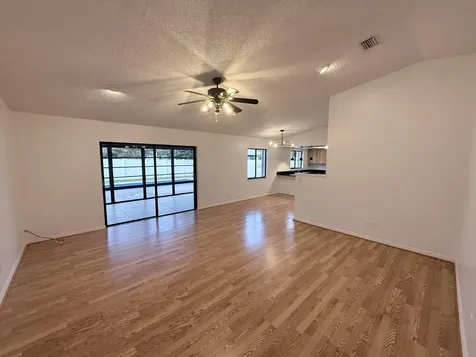 2490 4th Place Vero Beach FL 32962