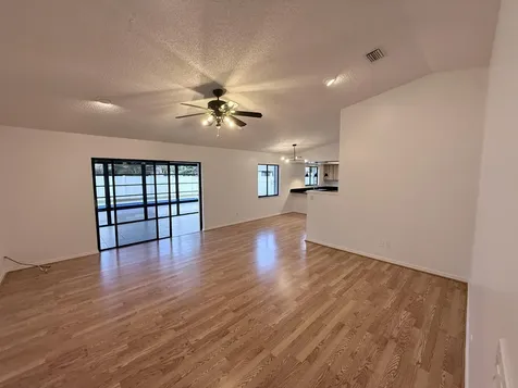 2490 4th Place Vero Beach FL 32962