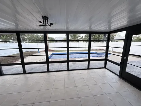 2490 4th Place Vero Beach FL 32962