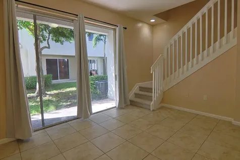 21211 NW 14th Place Miami Gardens FL 33169
