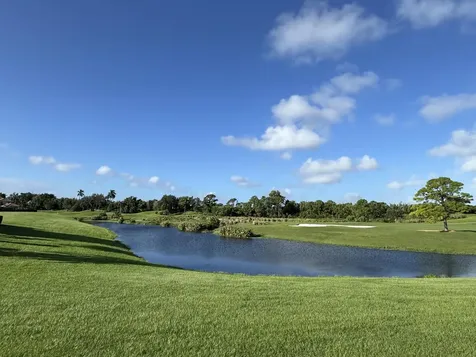 102 SE Santa Lucia Port Saint Lucie FL 34984