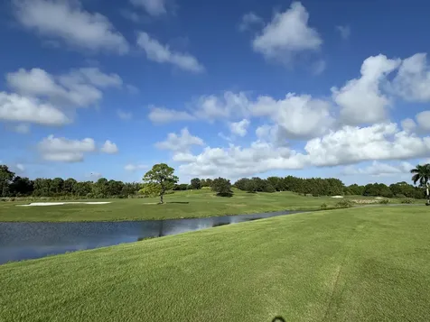 102 SE Santa Lucia Port Saint Lucie FL 34984