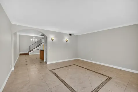 382 Golfview Road North Palm Beach FL 33408