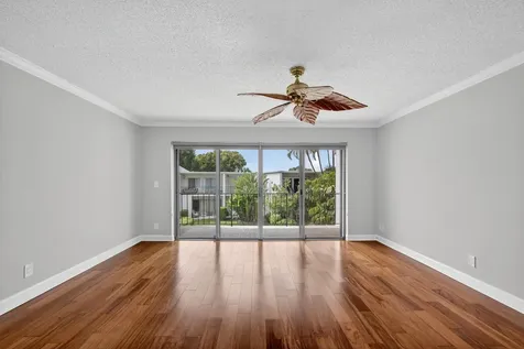 382 Golfview Road North Palm Beach FL 33408
