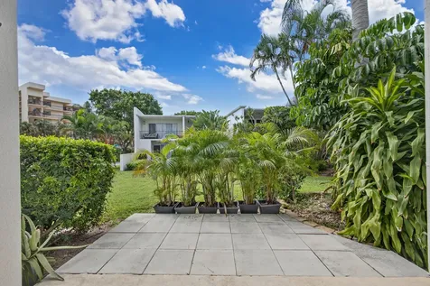 382 Golfview Road North Palm Beach FL 33408