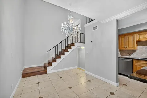382 Golfview Road North Palm Beach FL 33408
