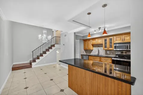 382 Golfview Road North Palm Beach FL 33408