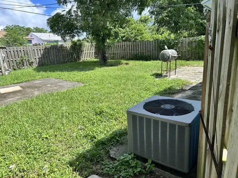 840 W 2nd Street Riviera Beach FL 33404