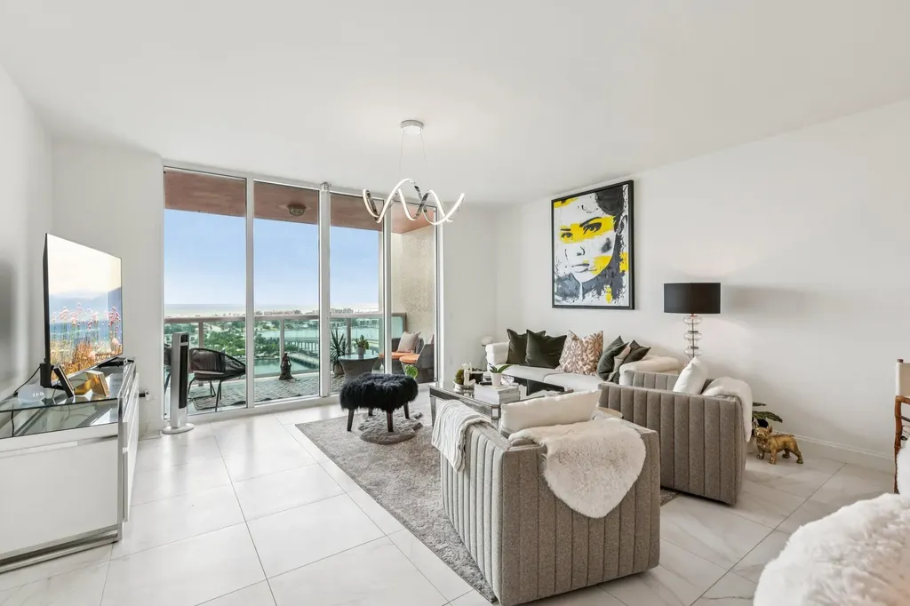 2640 Lake Shore Drive Riviera Beach FL 33404