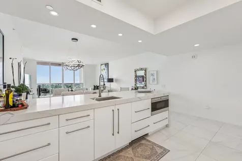 2640 Lake Shore Drive Riviera Beach FL 33404