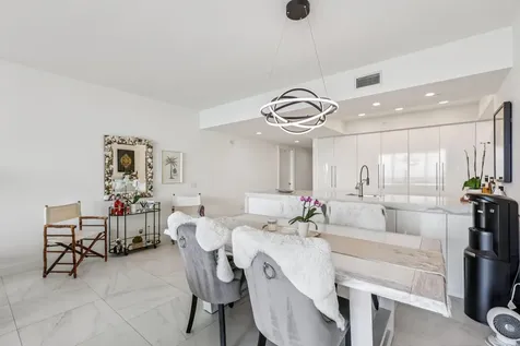 2640 Lake Shore Drive Riviera Beach FL 33404