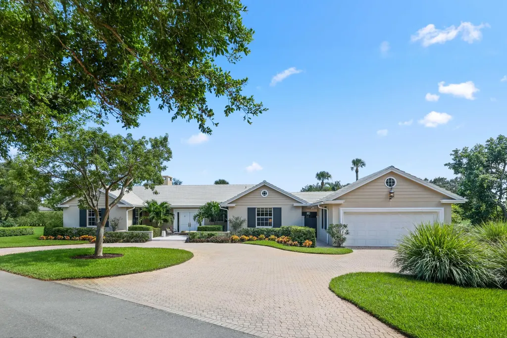 36 Country Road Village of Golf FL 33436
