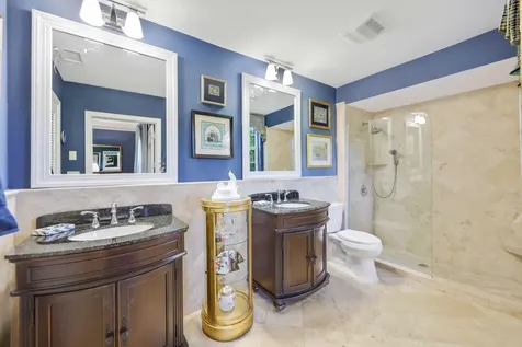 36 Country Road Village of Golf FL 33436