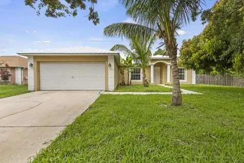 2134 SW Savage Boulevard Port Saint Lucie FL 34953