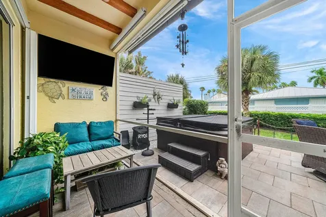 166 Barefoot Cove Hypoluxo FL 33462