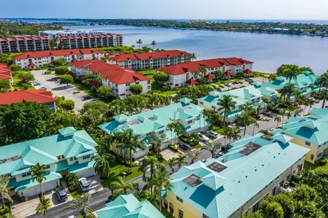 166 Barefoot Cove Hypoluxo FL 33462
