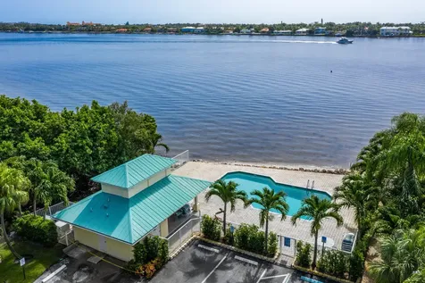 166 Barefoot Cove Hypoluxo FL 33462