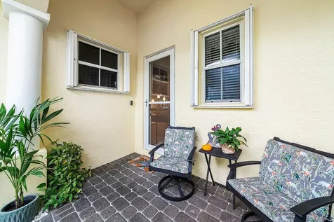166 Barefoot Cove Hypoluxo FL 33462