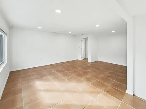 5181 NW 4th Terrace Miami FL 33126