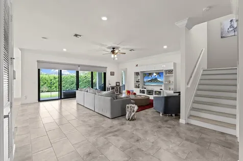 1025 Sterling Pine Place Loxahatchee FL 33470