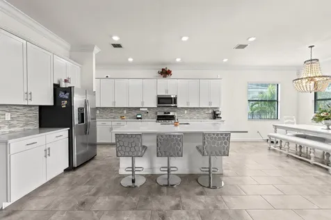 1025 Sterling Pine Place Loxahatchee FL 33470