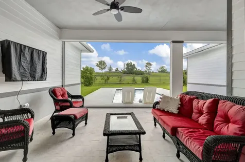 870 Hookline Circle Loxahatchee FL 33470