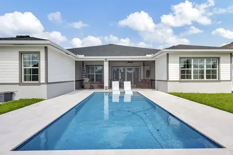 870 Hookline Circle Loxahatchee FL 33470